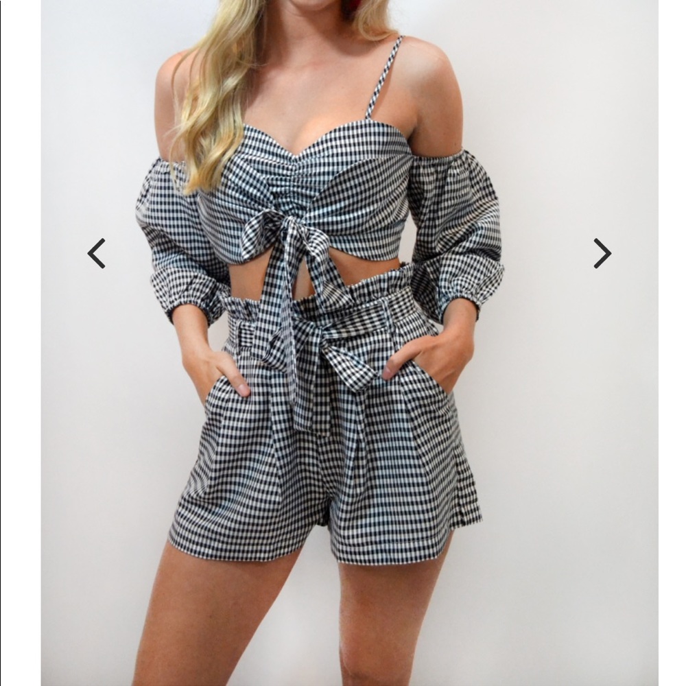 2 piece black and white short set